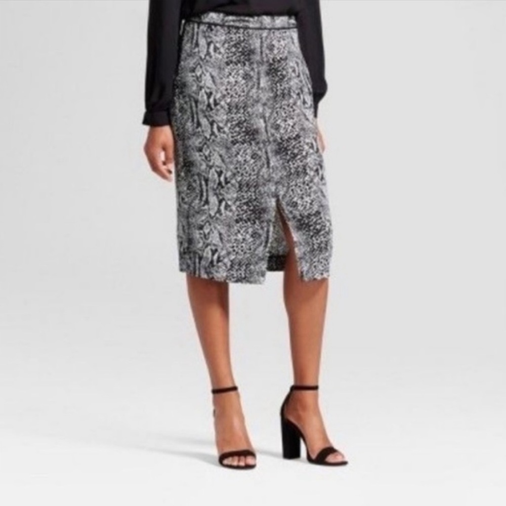 Who What Wear Snakeskin Print Skirt